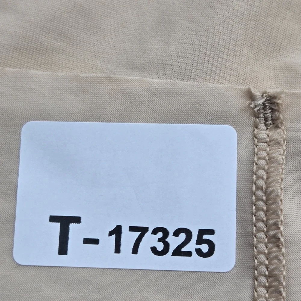 True & Co Women Panties 1X Beige Body Hipster Seamless NWT‎